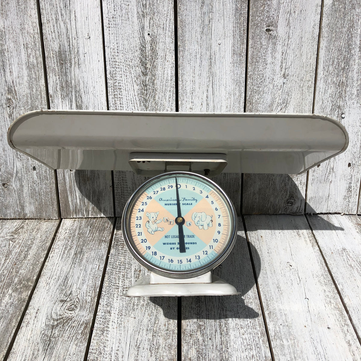 Farmhouse Kitchen White Metal Scale/Vintage Baby Scale/Decorative hotsell White Scale with Weights/Detecto Collectible Baby Scale