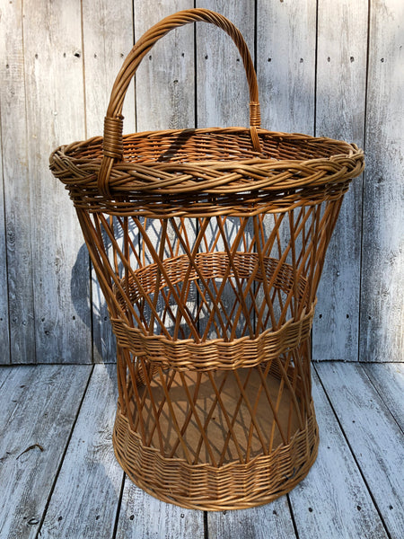 Vintage Wicker Hamper